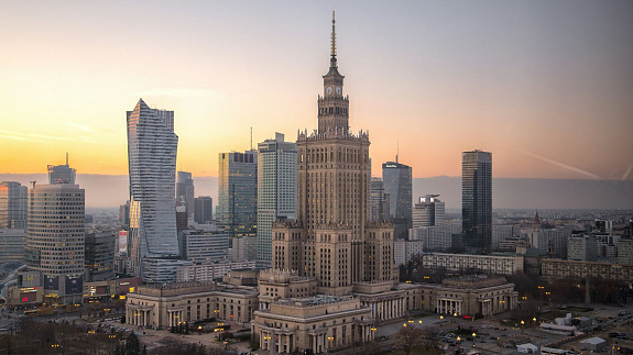 Który budynek w Polsce jest najwyższy? Rekordzista ma aż 310 m wysokości