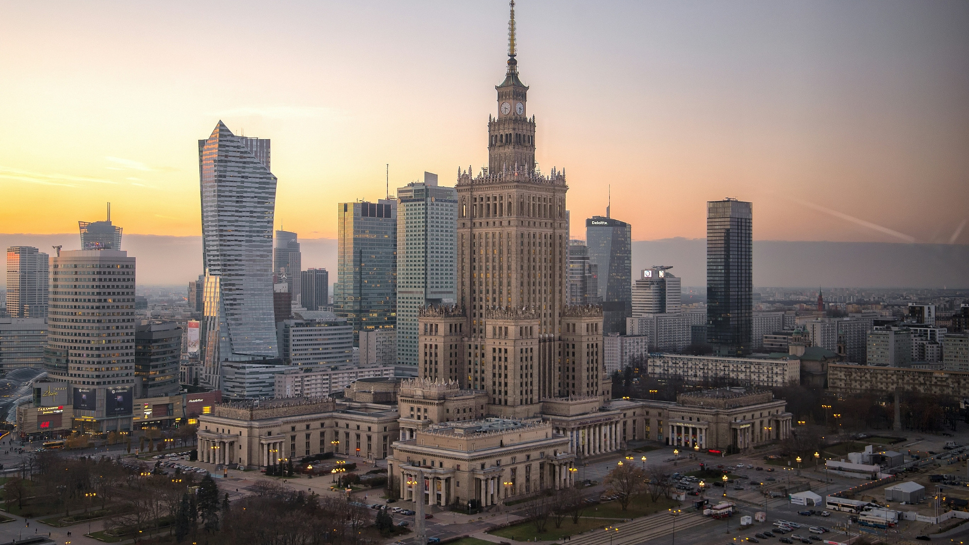 7 pomysłów jak ciekawie spędzić czas w Warszawie za darmo