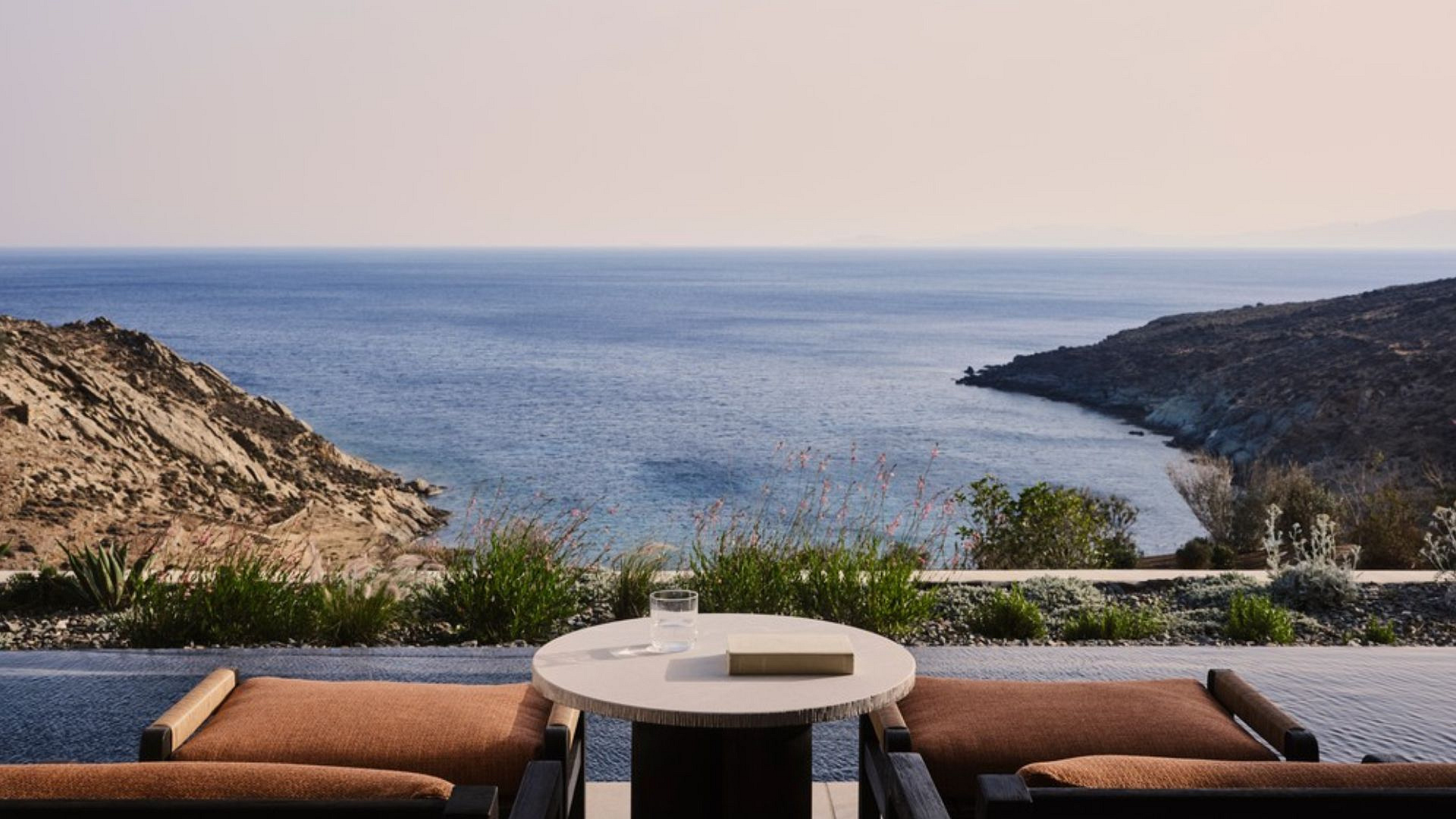 Greckie wakacje w stylu „quiet luxury”. Na wyspie Tinos otwarto pierwszy luksusowy hotel