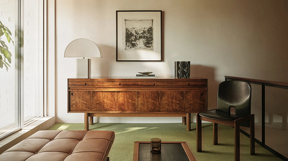 Renowacja londyńskiego domu szeregowego w stylu Mid-Century