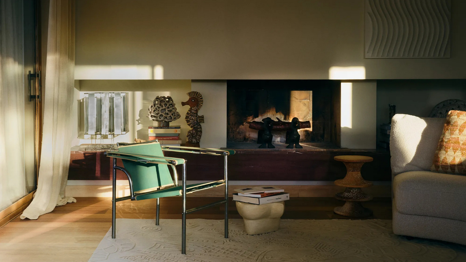 5 sposobów na niewymuszony szyk we wnętrzu – według francuskiej architektki 