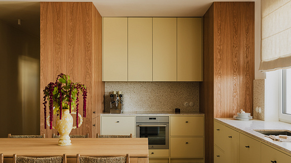 Mieszkanie w stylu modern city cottage na warszawskim Kamionku 