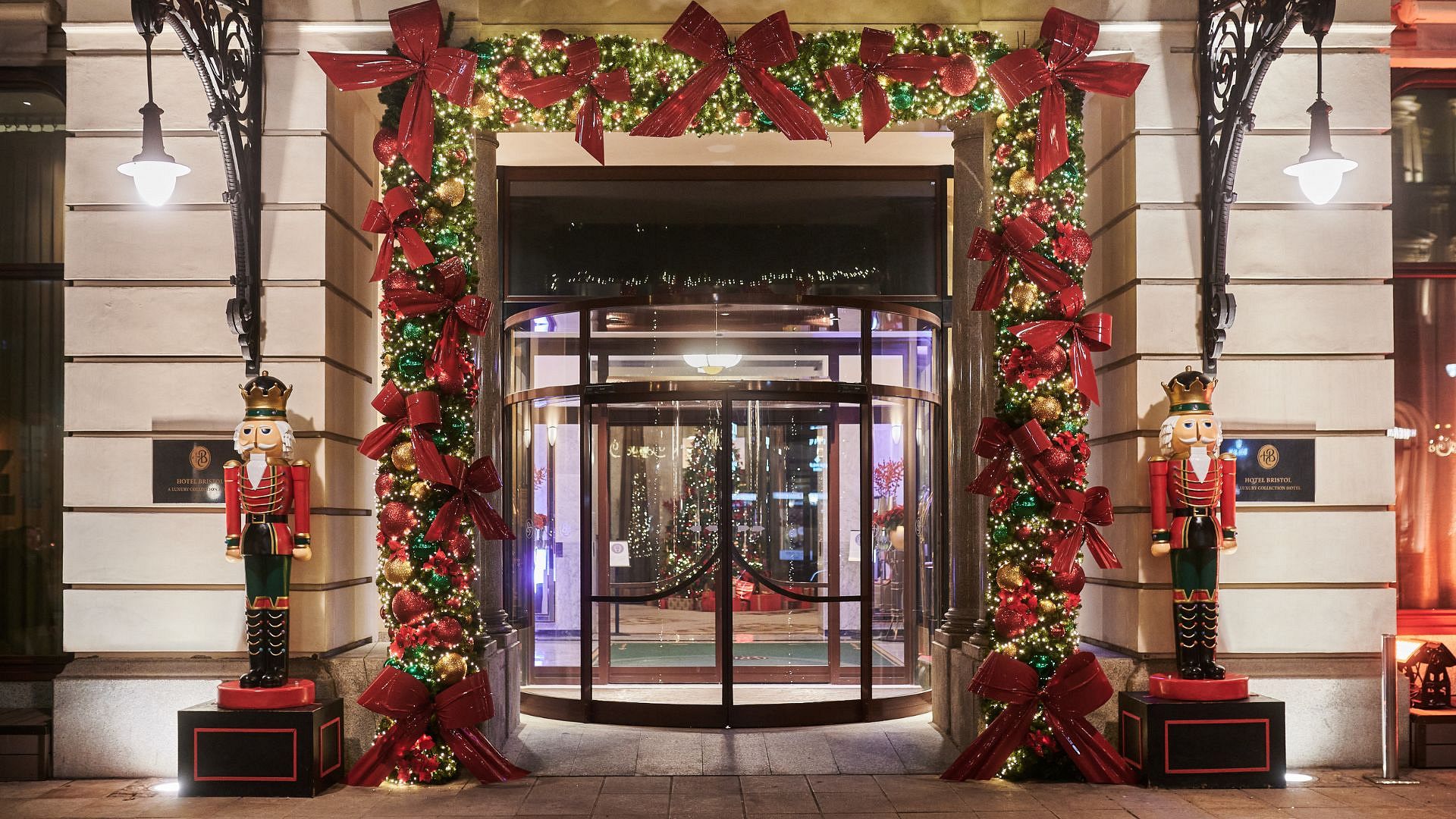 Podaruj bliskim wyjątkowe chwile. Prezentownik świąteczny Hotelu Bristol