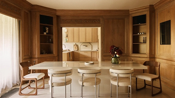 Paryski apartament – szyk z nutką nostalgii