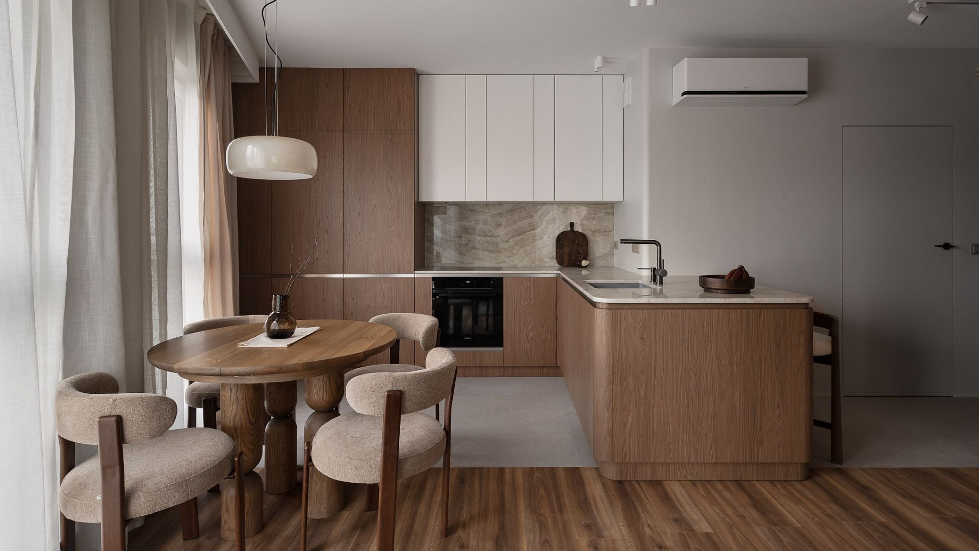 Mieszkanie w Krakowie potrzebowało cudu. Poprzedni wykonawca zostawił je w opłakanym stanie