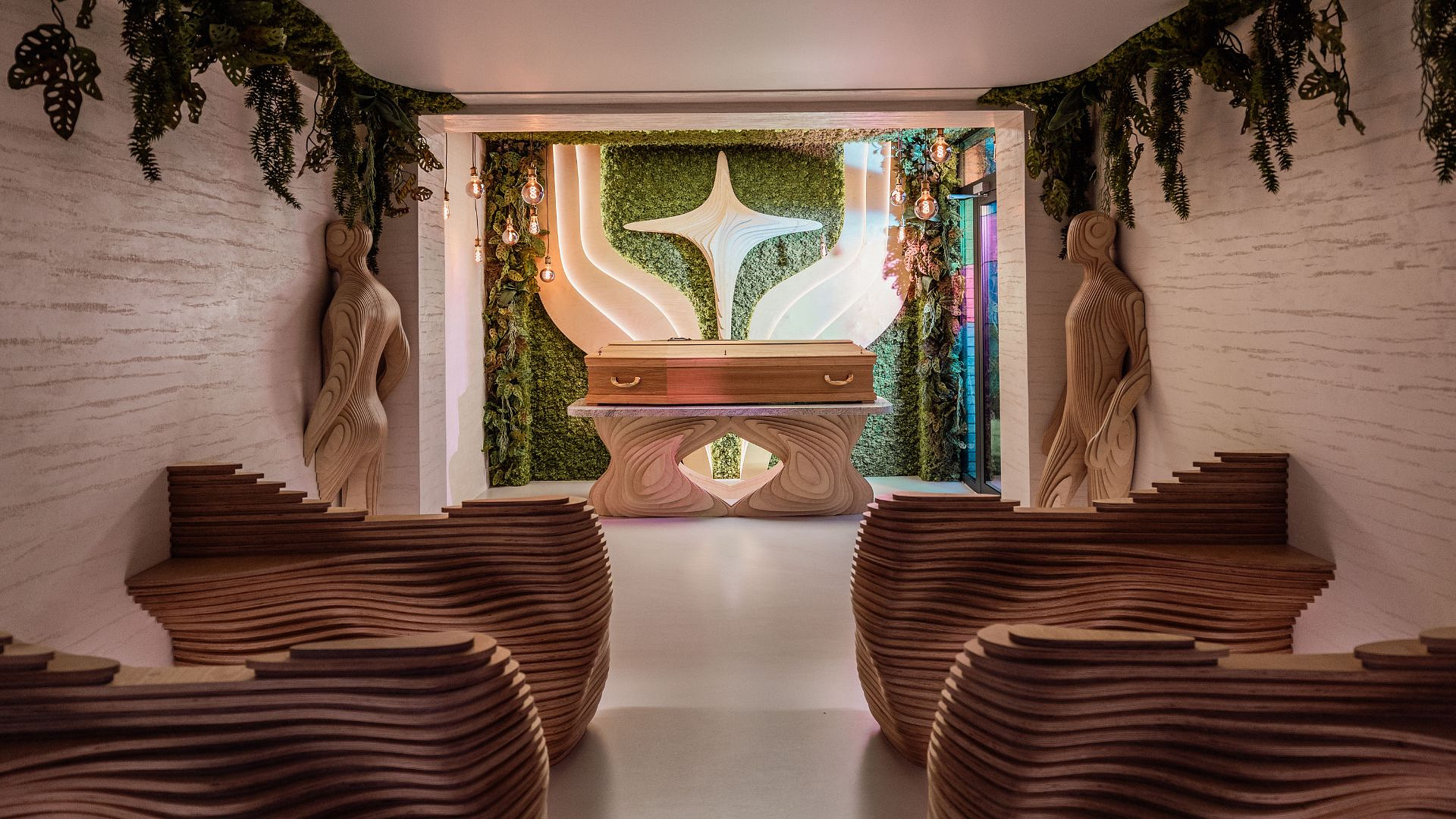 Kaplica Pożegnalna w Kraśniku - współczesna opowieść o drodze i przemijaniu