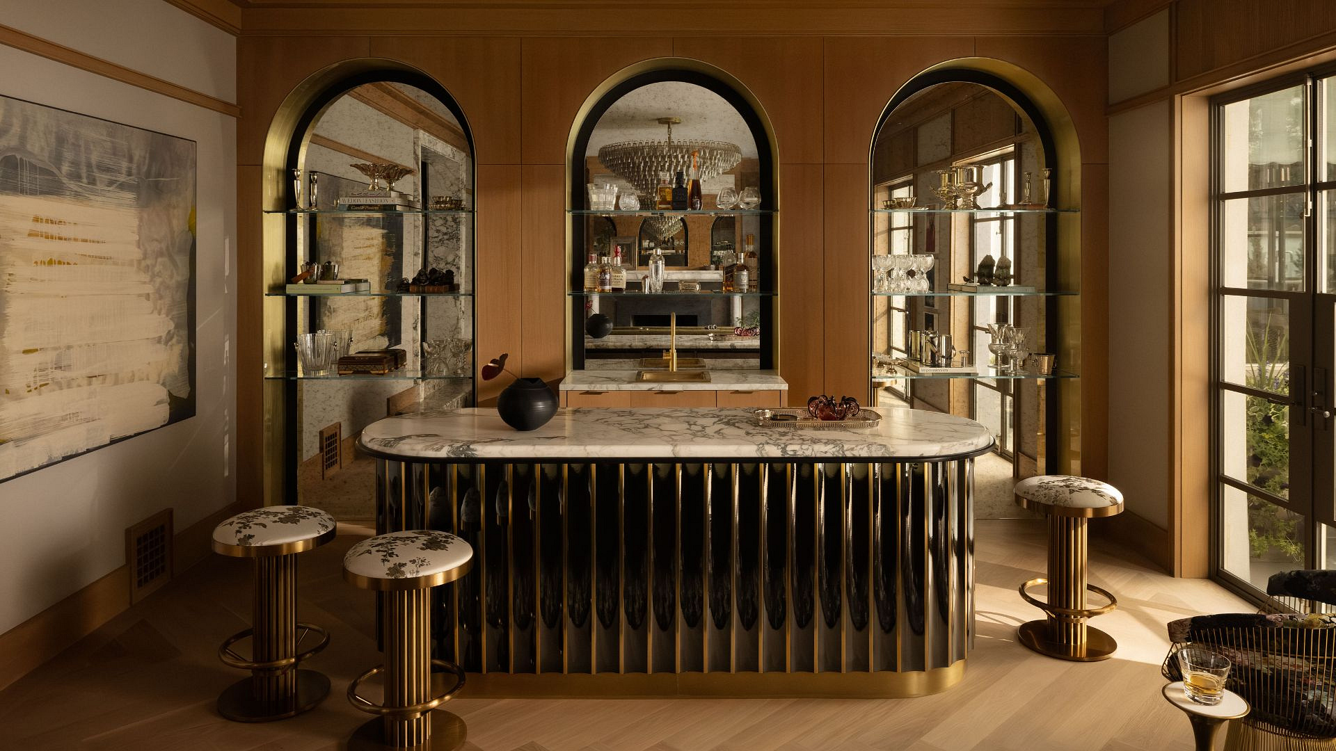 Metamorfoza willi z lat 40. Wnętrza inspirowane stylem art deco i współczesnym komfortem