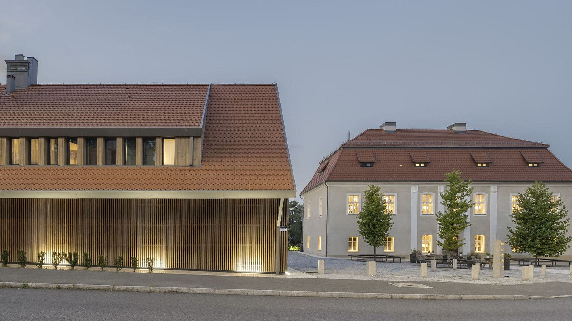 Butikowa stodoła: hotel studia Toprojekt w dawnym dworze cysterskim 