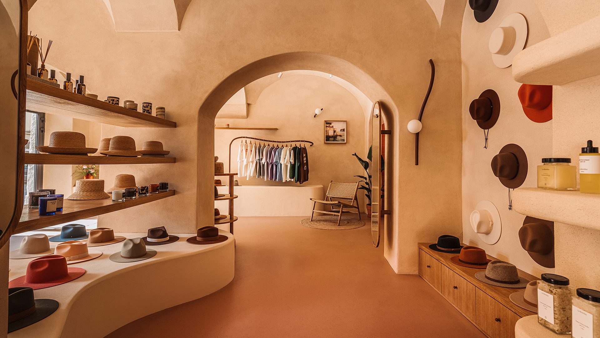 Buonasera, Kazimierzu: sycylijskie popołudnie w krakowskim zakładzie kapeluszniczym