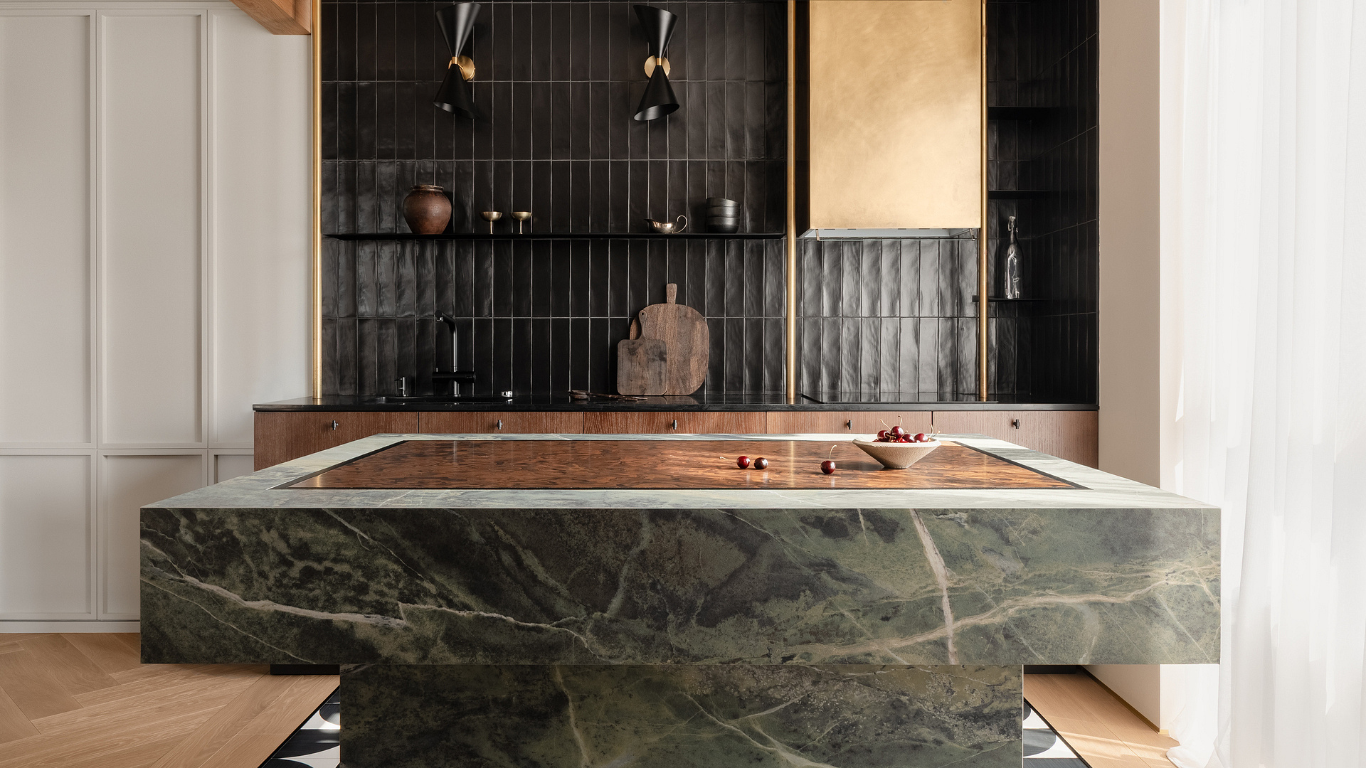 Eklektyzm z francuskimi akcentami w kijowskim mieszkaniu