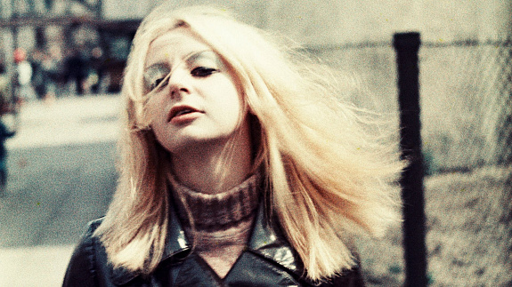 Ikona polskiej sztuki konceptualnej i feministycznej. Wystawa Ewy Partum w MOCAK