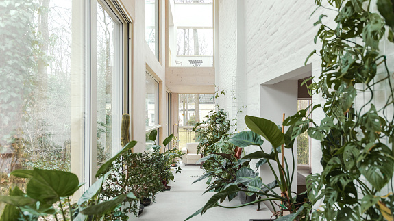 Opowieść szkatułkowa: architektoniczny recykling w Podkowie Leśnej