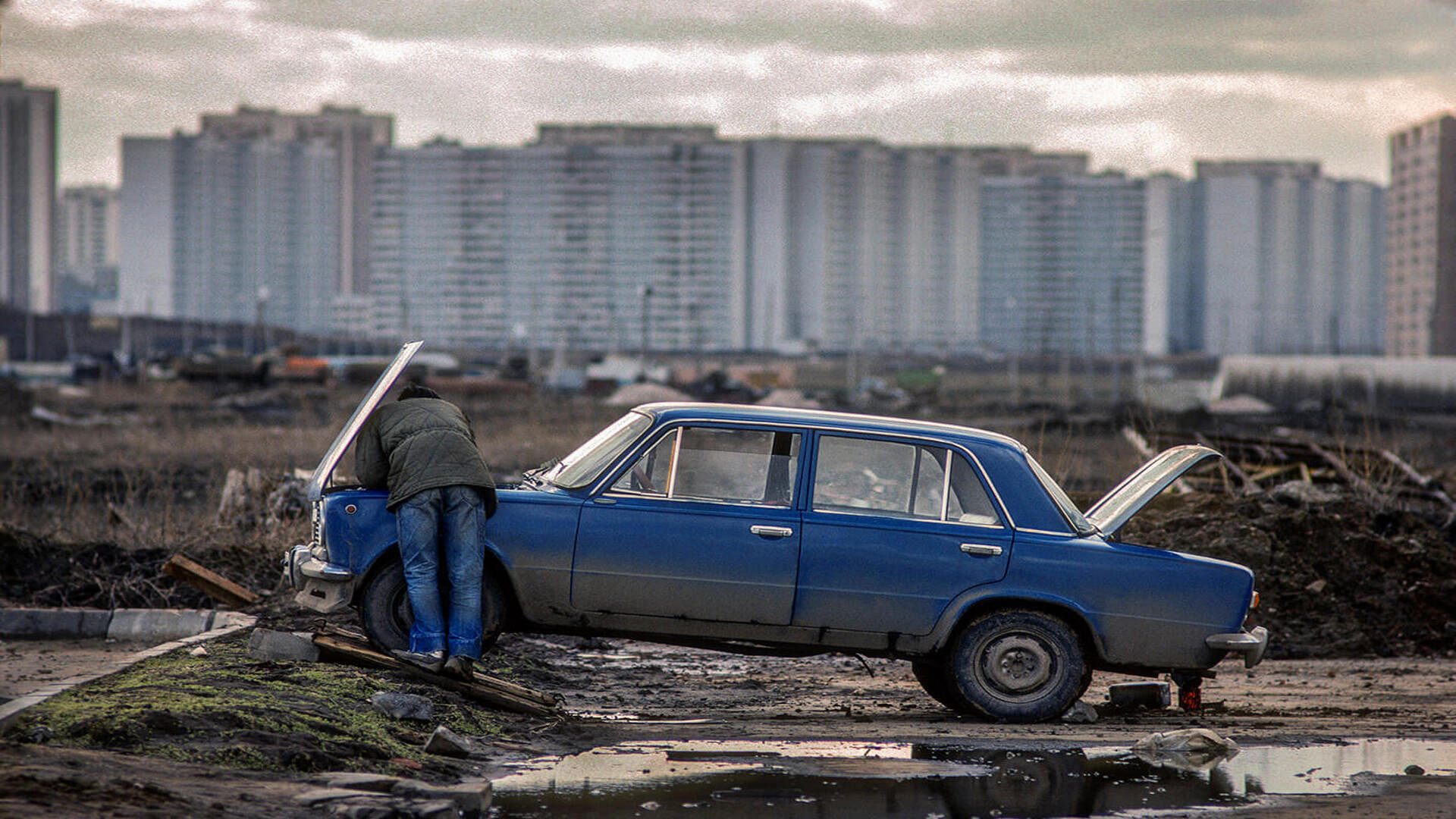Otwarcie Galerii Sztuki Rzeczna. Na wernisażu rzeźby Adolfa Ryszki i wystawa fotografii Chrisa Niedenthala z oprowadzeniem autorskim 