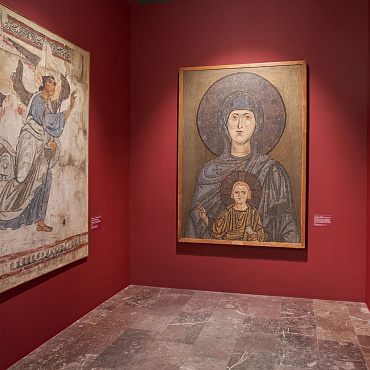 Od starożytnych przykładów złota Kolchidy przez malarstwo Pirosmaniego aż po sztukę awangardową XX wieku - w Krakowie trwa unikatowa wystawa sztuki gruzińskiej