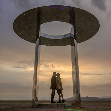 Zobaczcie „The Point of Unity” – najciekawszą instalację na najsłynniejszym letnim festiwalu