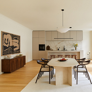 Kremowa oaza w historycznej dzielnicy Mitte w Berlinie