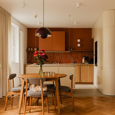 Mieszkanie w Katowicach – tu królują ciepłe barwy i nastrojowe oświetlenie