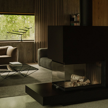 Dom pod lasem – pochwała prostoty i naturalnych materiałów 