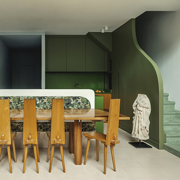 Pierwiastek artystyczny – mieszkanie w paryskiej kamienicy 