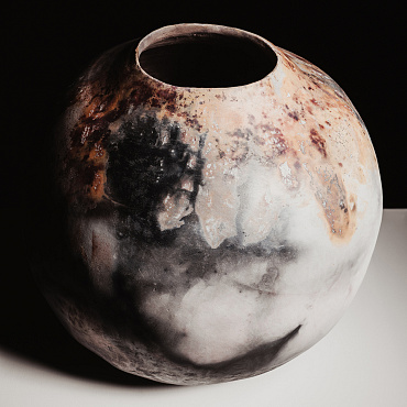 Nieopanowanie żywiołów – obiekty Anny Milczanowskiej.