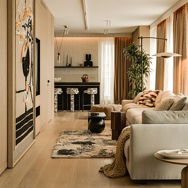 Pełen sztuki, 150-metrowy penthouse na warszawskim Powiślu 