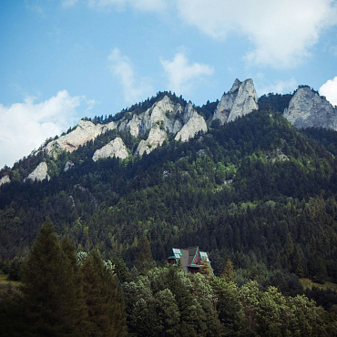 5 malowniczych uzdrowisk w Polsce idealnych na majówkę. Tu odpoczniesz i naładujesz baterie