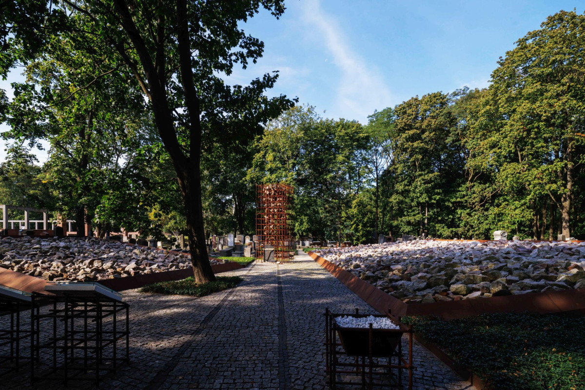 cmentarz żydowski warszawa monument 