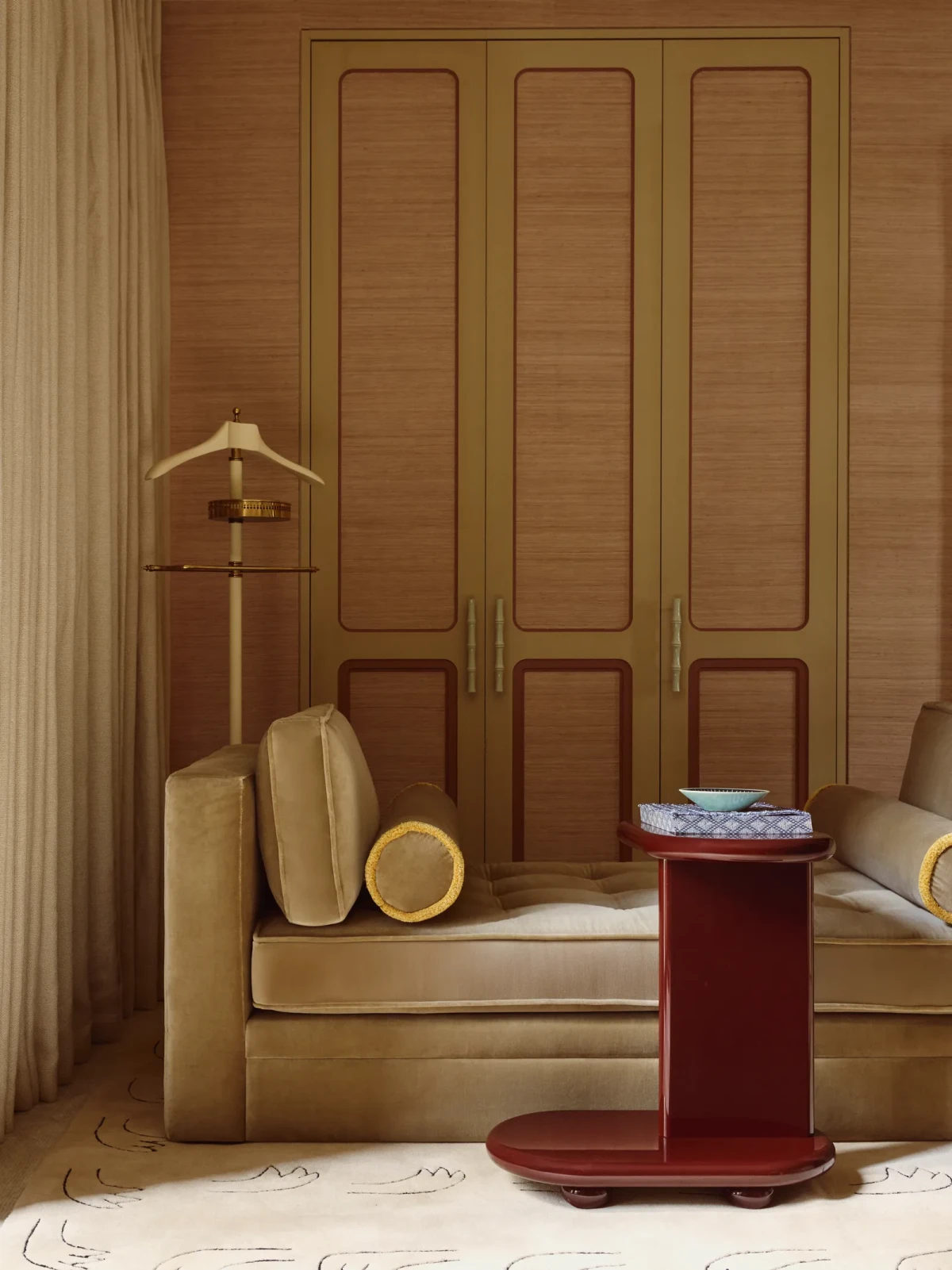 60 Curzon: Apartament zaprojektowany przez De Rosee Sa. Zdjęcie: Kensington Leverne.