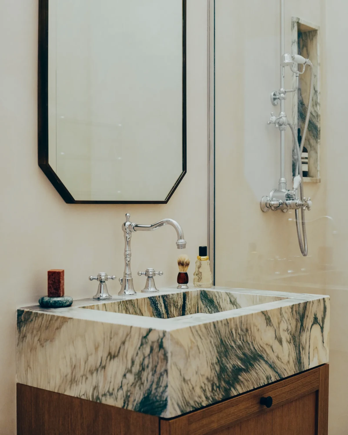 Katz studio apartament w Paryżu