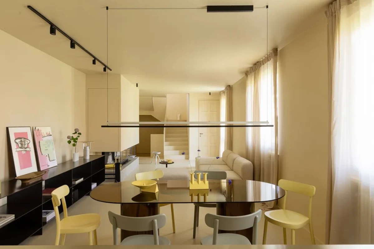 Mieszkanie w odcieniach żółci w Pawii