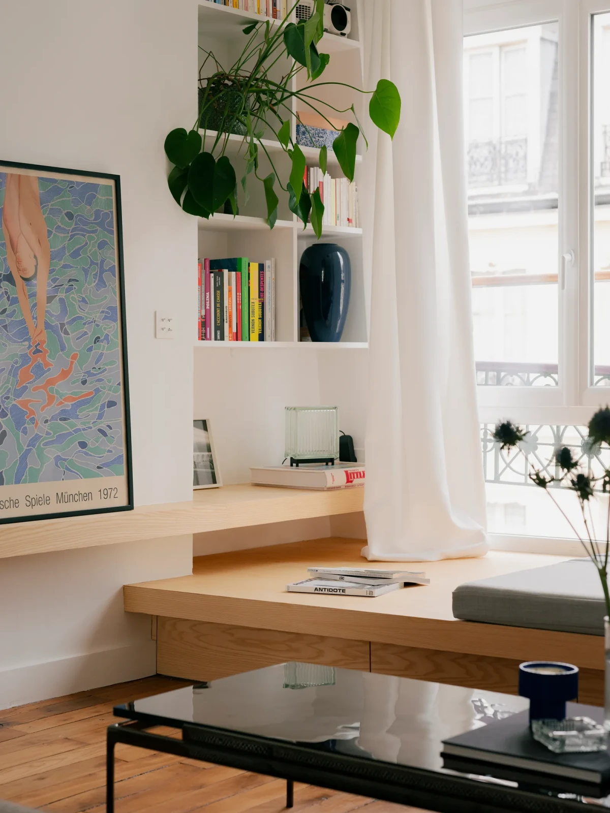 Mieszkanie w dwóch kolorach w Paryżu