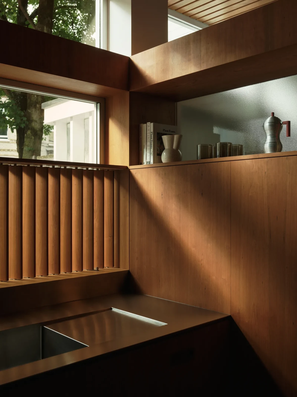 Kuchnia w domu w stylu midcentury