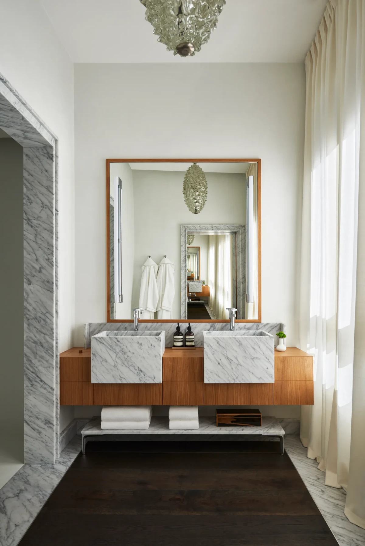 Apartament kolekcjonera sztuki w Mediolanie 