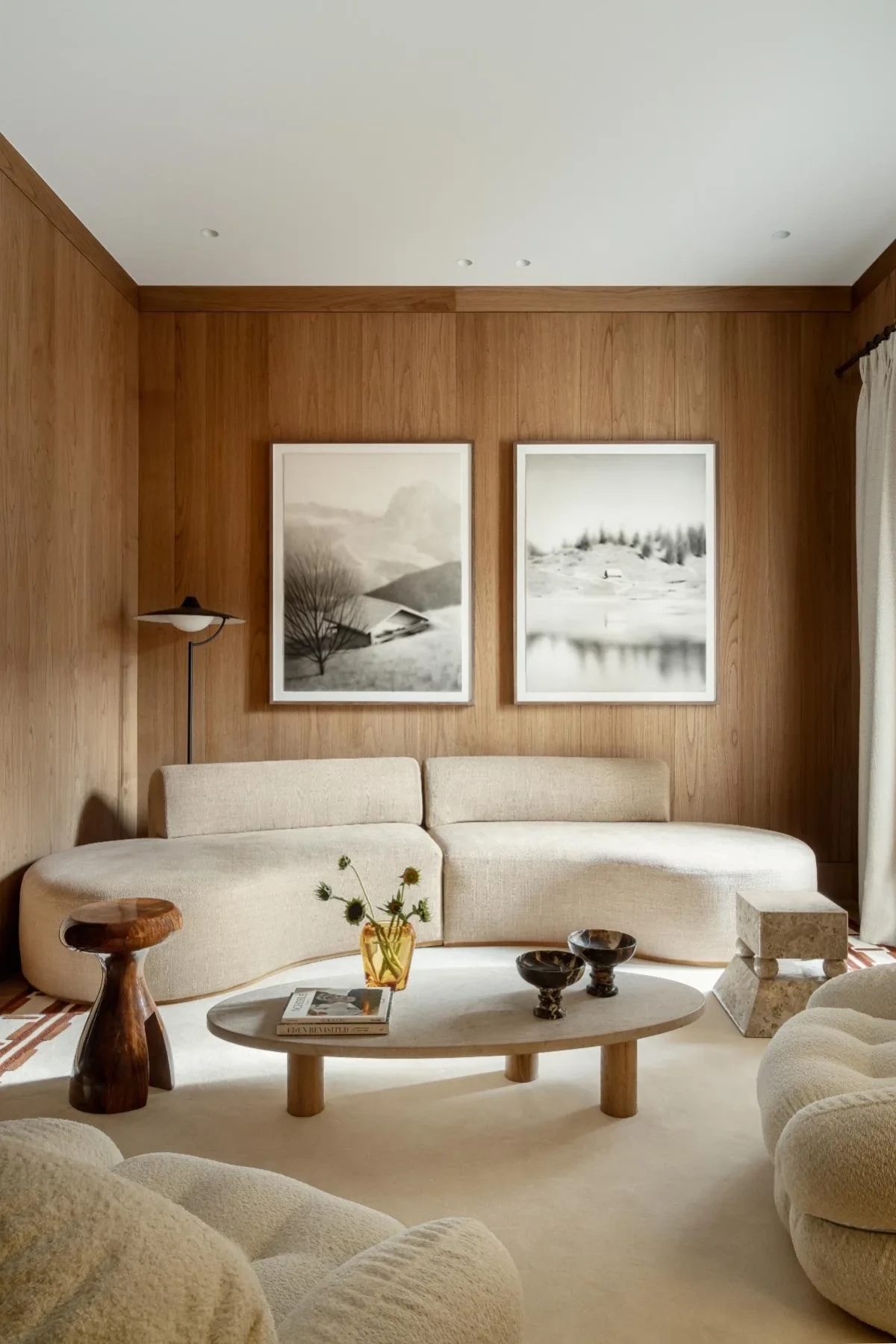 Odnowione mieszkanie w zabytkowej kamienicy w Madrycie