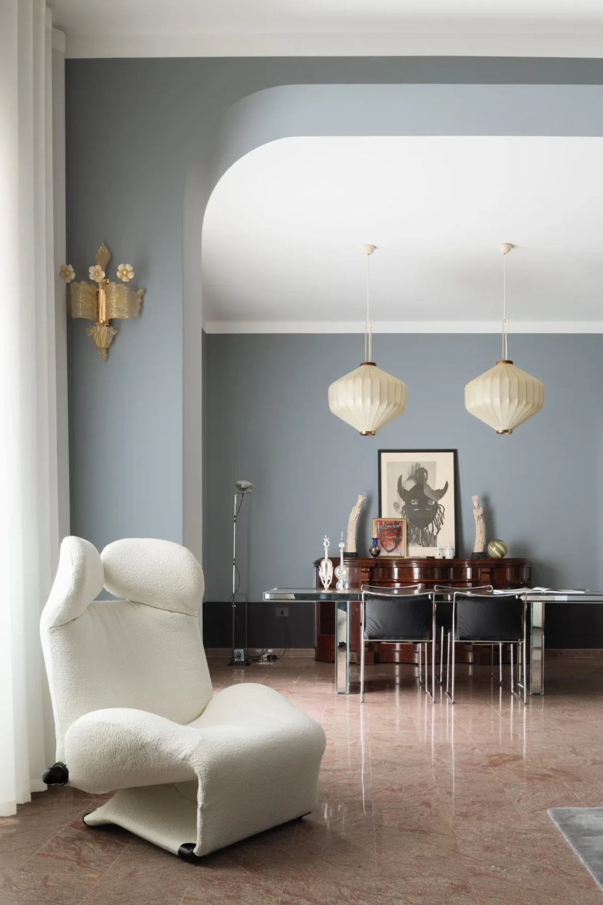 Eklektyczne mieszkanie w Neapolu 