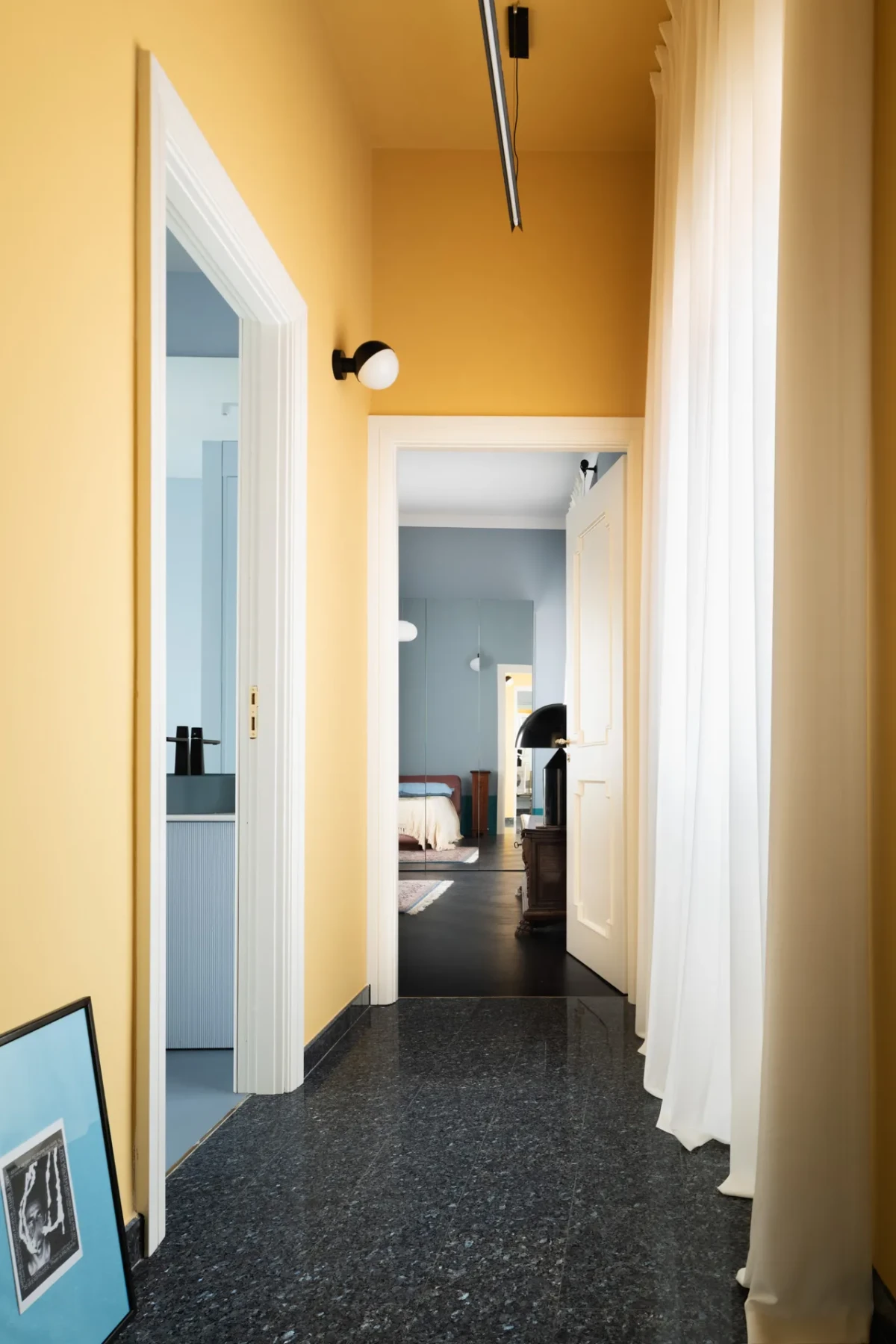 Eklektyczny apartament w Neapolu 