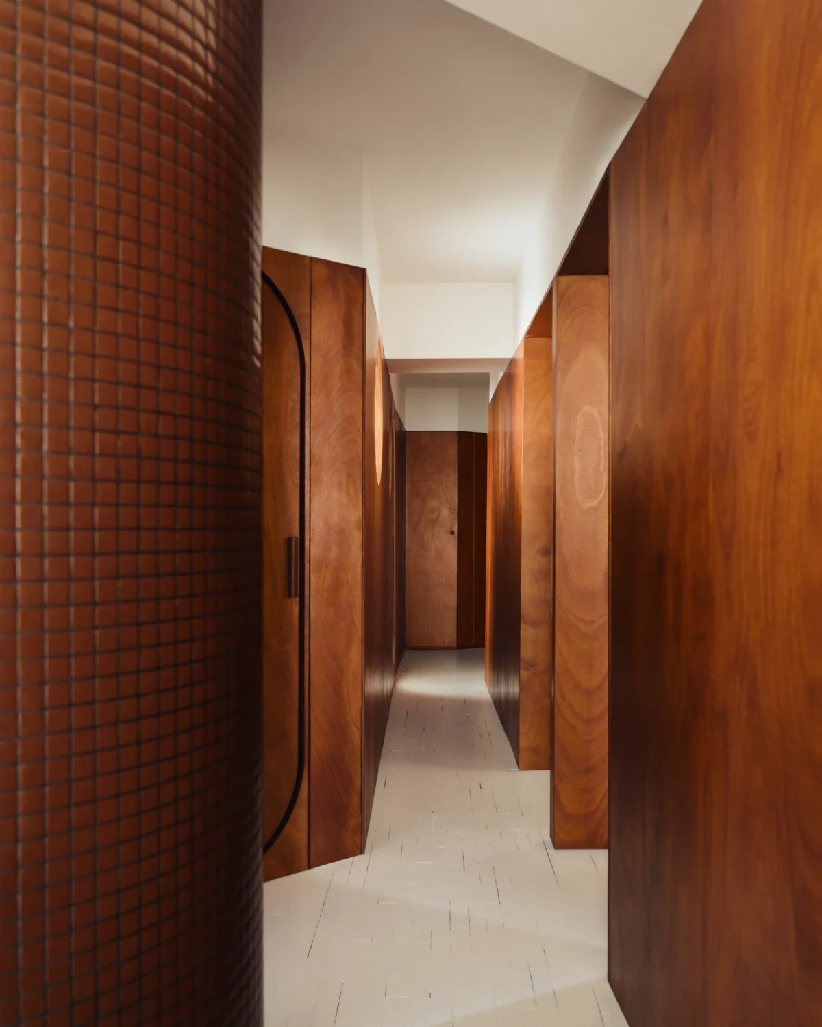 Paryskie mieszkanie projekt Cyrus Ardalan