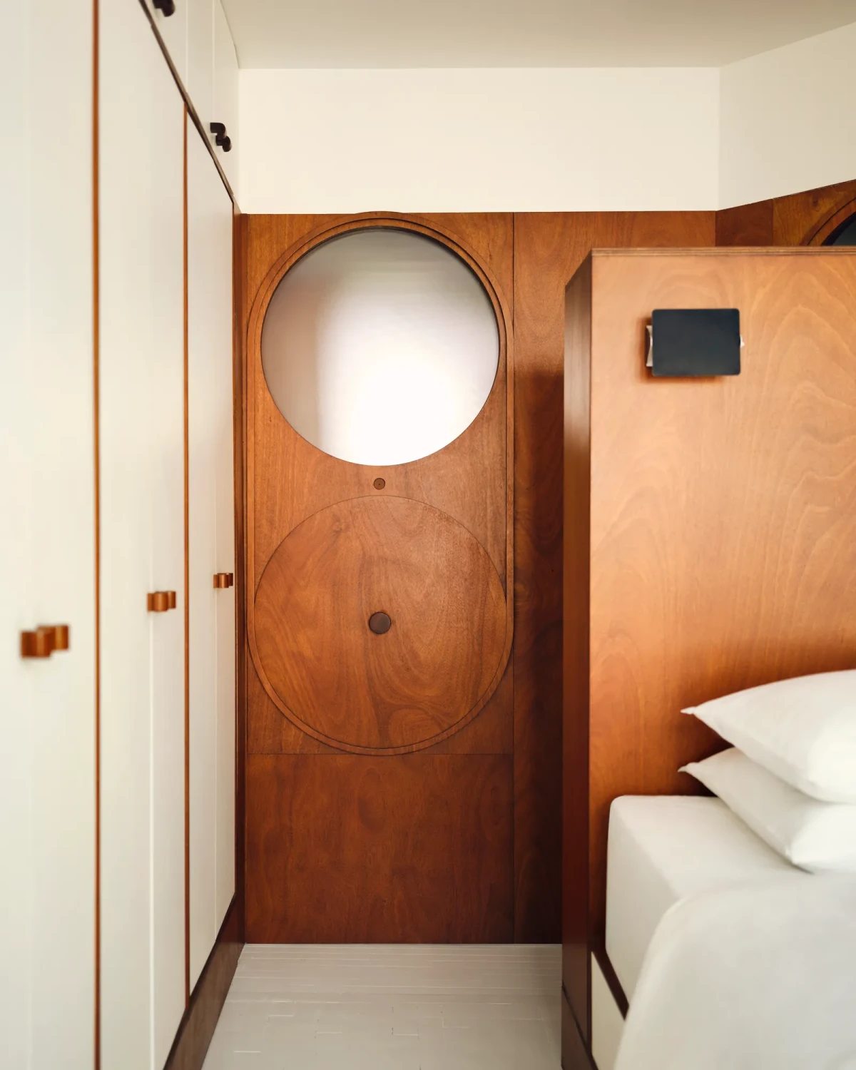 Paryskie mieszkanie peojekt Cyrus Ardalan