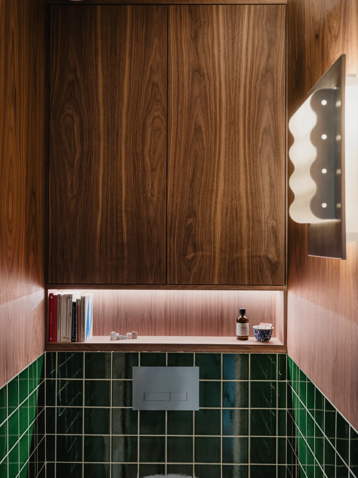 Modernistyczna kawalerka w Paryżu