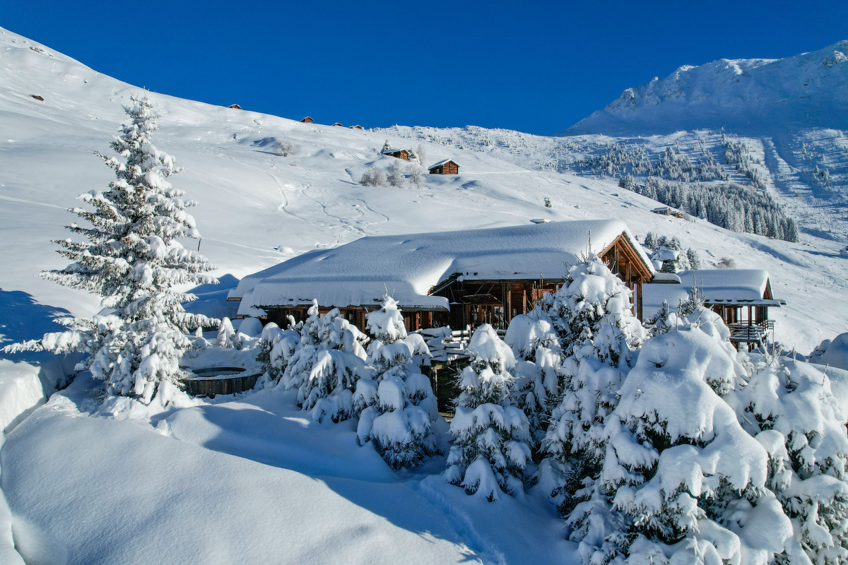 the hedonist collection Verbier chalet